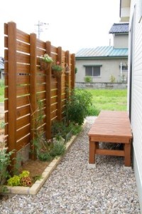 目隠し　フェンス