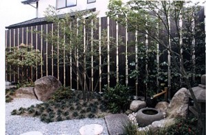 エバーアートウッド